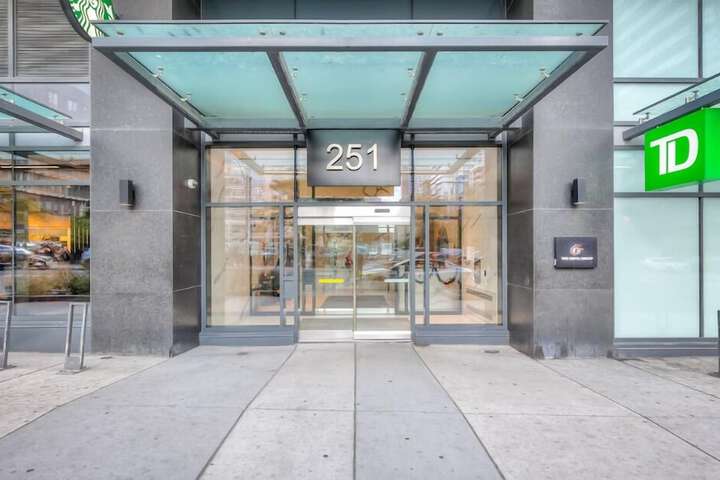 Hotel 638 of 652