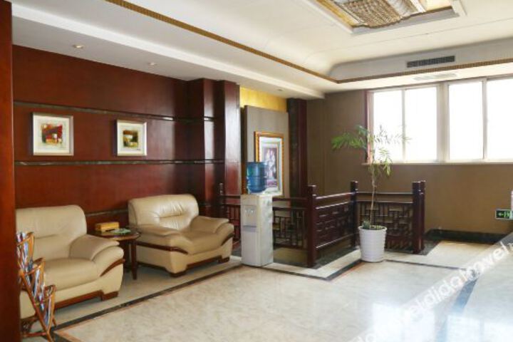 Hotel Interior 6 of 12