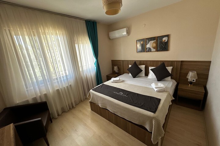 Room 19 of 27