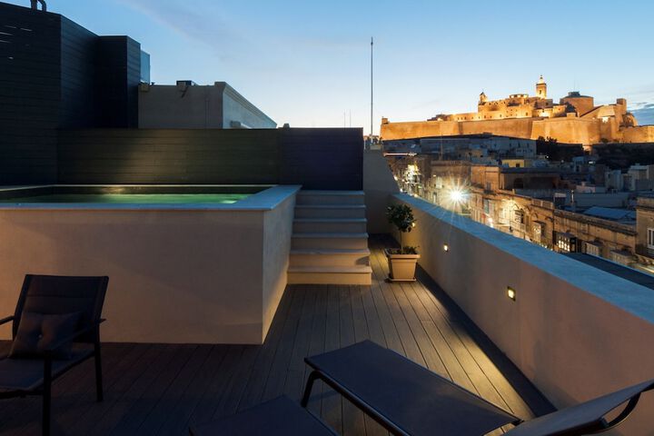 Terrace/Patio 67 of 70