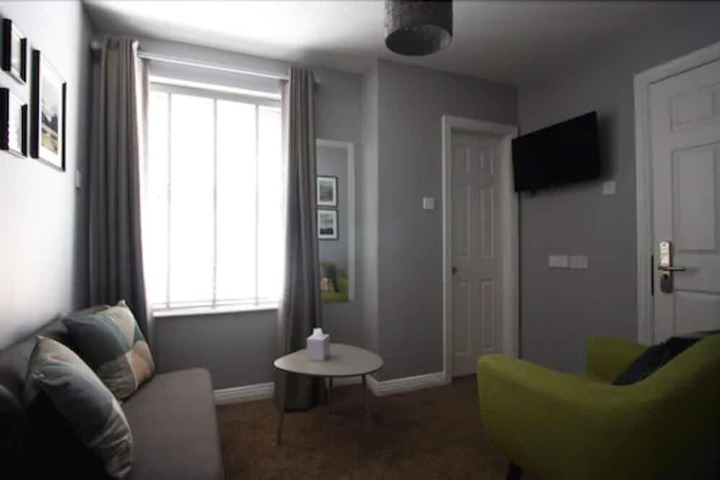 Room 7 of 24