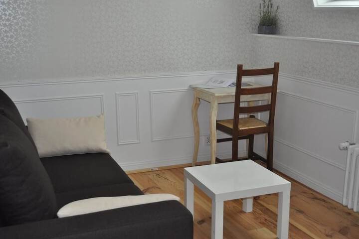 Room 8 of 59