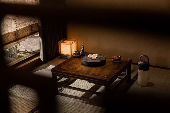 Room 4 of 49
