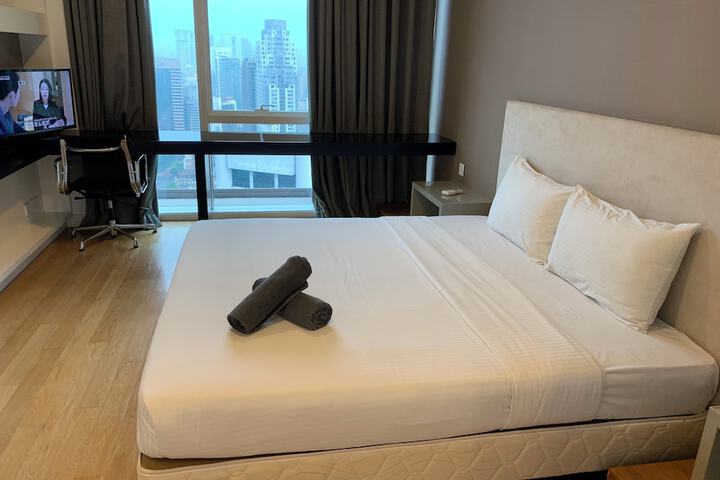 Room 26 of 113