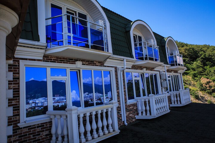 Hotel 63 of 63