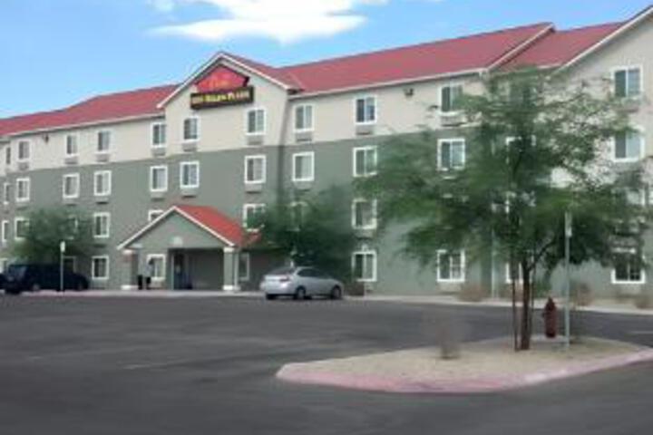 Hotel 2 of 8