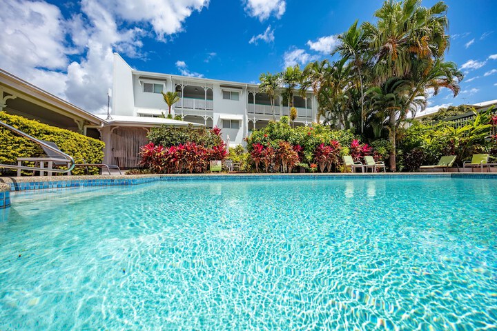 Hotel with Pool