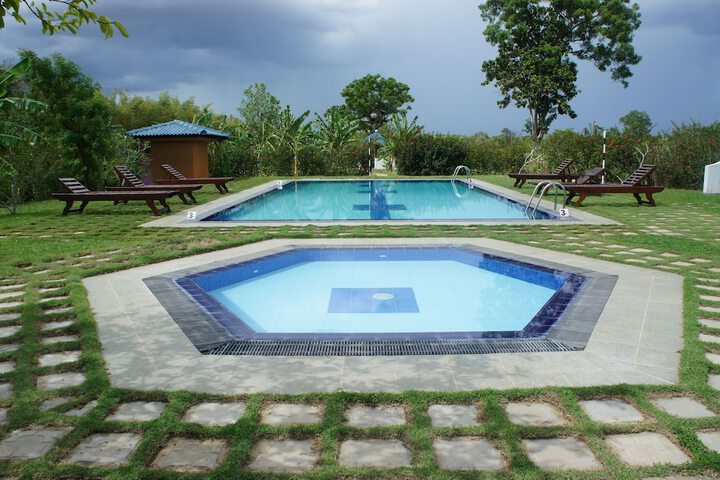 Pool 79 of 118