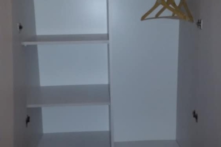 Room 16 of 40