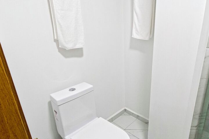 Room 15 of 23