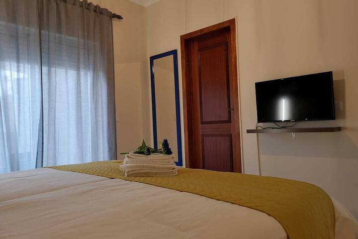 Room 4 of 45