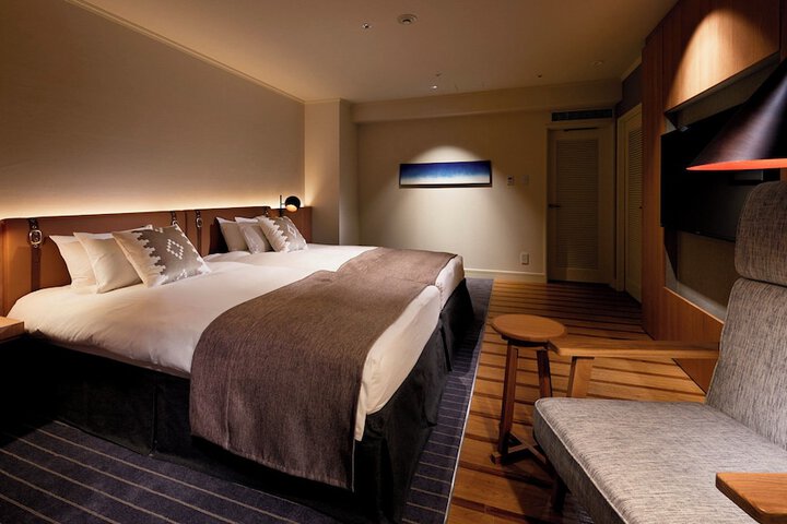 Room 28 of 163