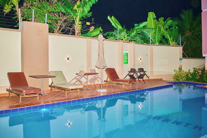 Pool 26 of 38