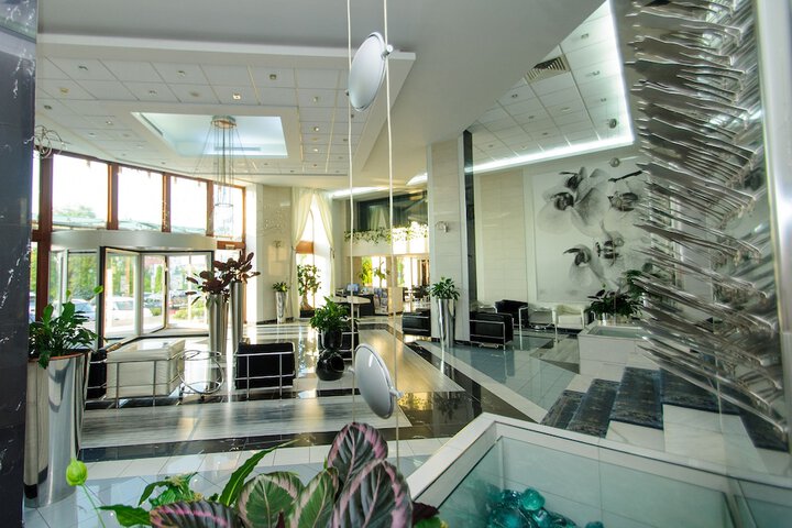 Lobby Entry