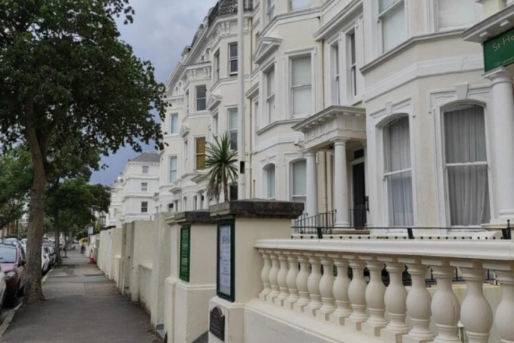 Photo of Cosy 2BD Coastal Retreat Folkestone Leas