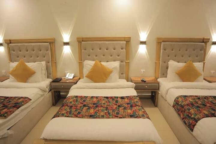 Room 34 of 50