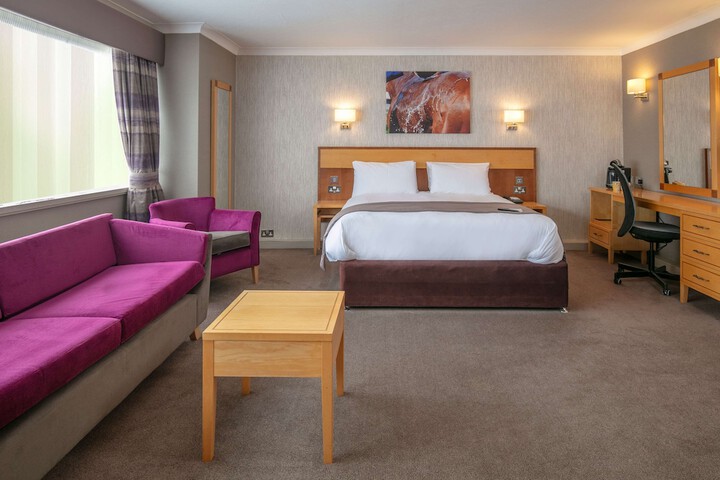 Room 21 of 62
