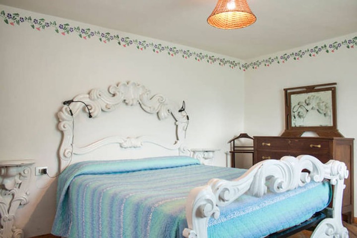 Room 12 of 56