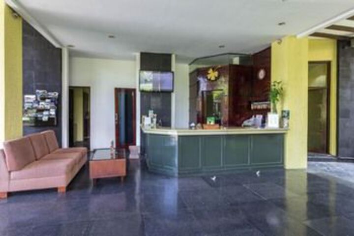 Hotel Interior 22 of 25