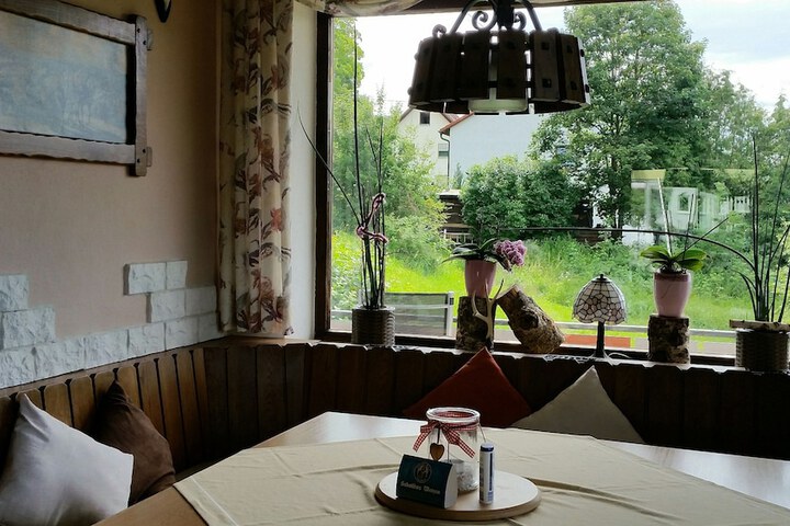 Dining Photos