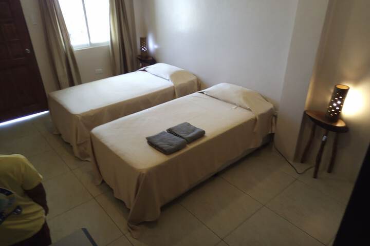 Room 12 of 83