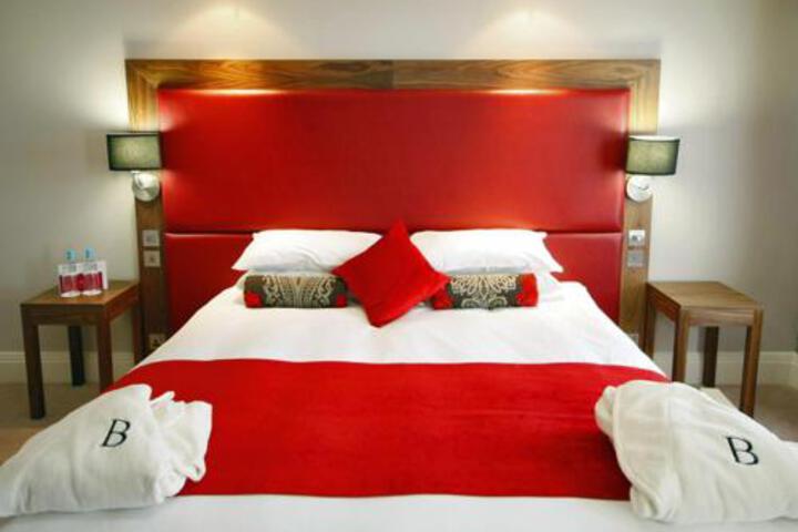 Room 12 of 38