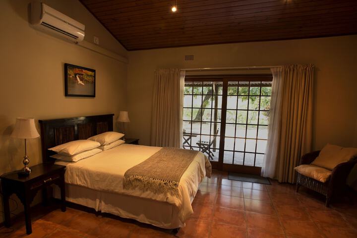 Room 5 of 49