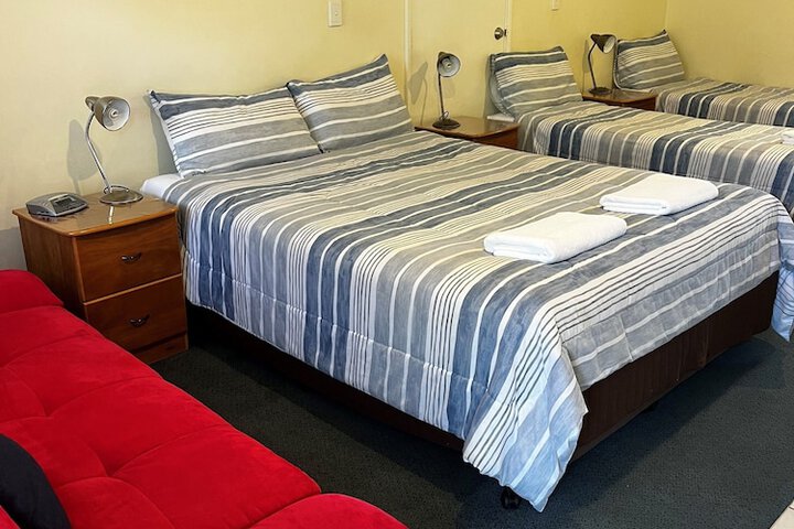 Room 14 of 63