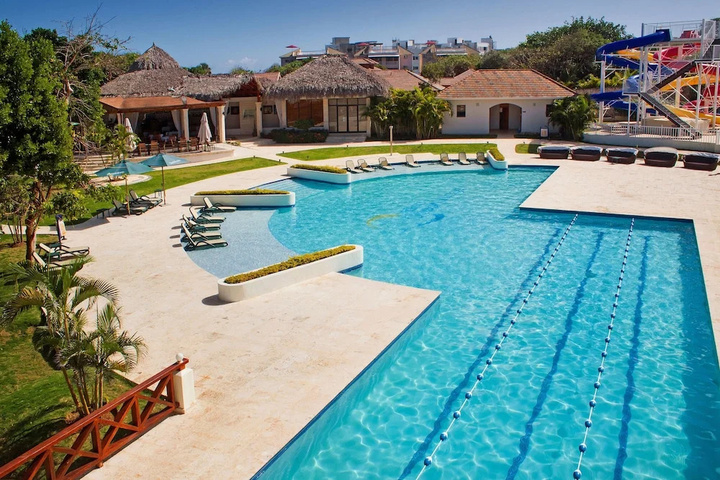 Pool 4 of 14