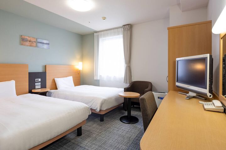 Room 12 of 49