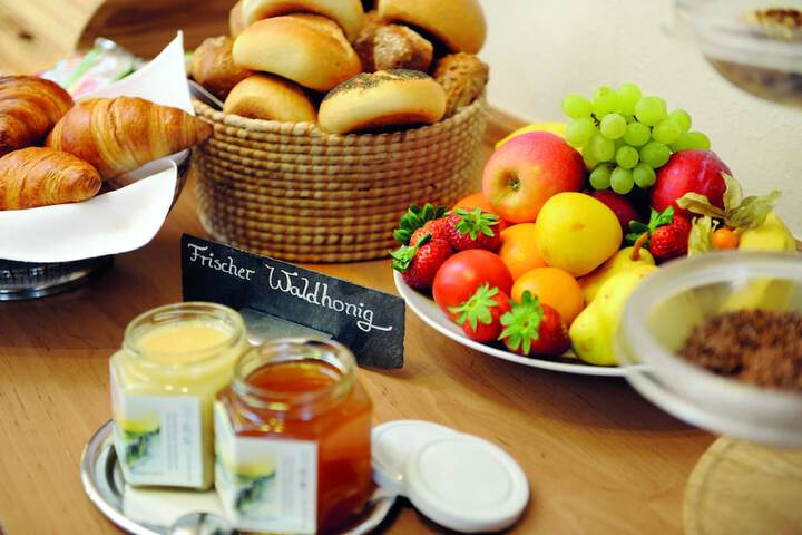 Breakfast/Coffee Service 8 of 9