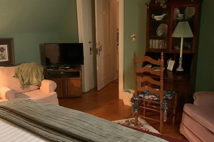 Room 8 of 52