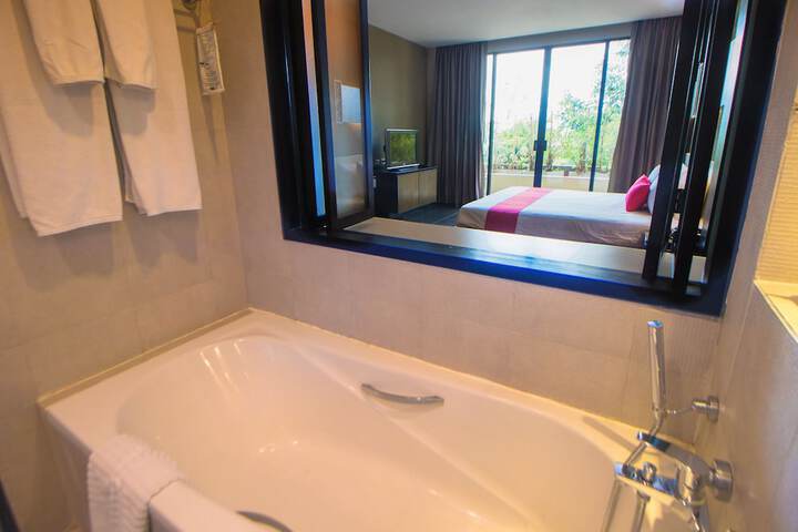 Room 124 of 168