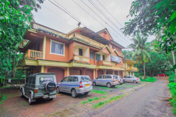 OYO 16580 Home Field View 2BHK Majorda