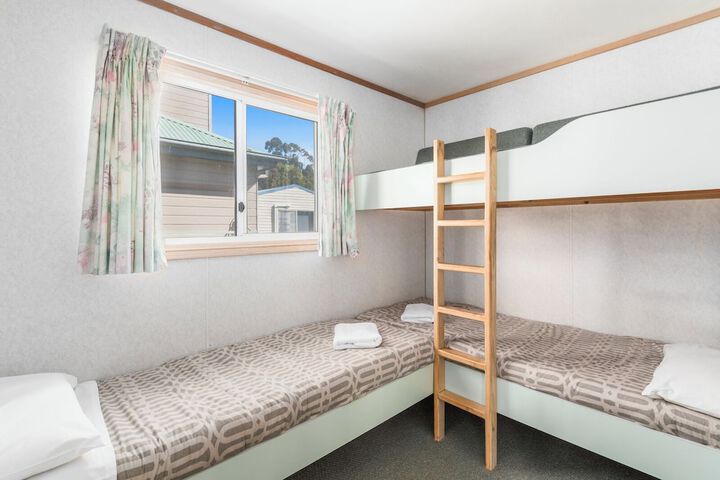 Room 15 of 96