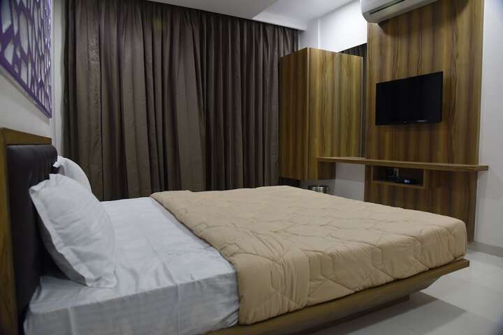 Room 12 of 54