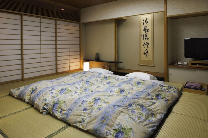 Room 9 of 67