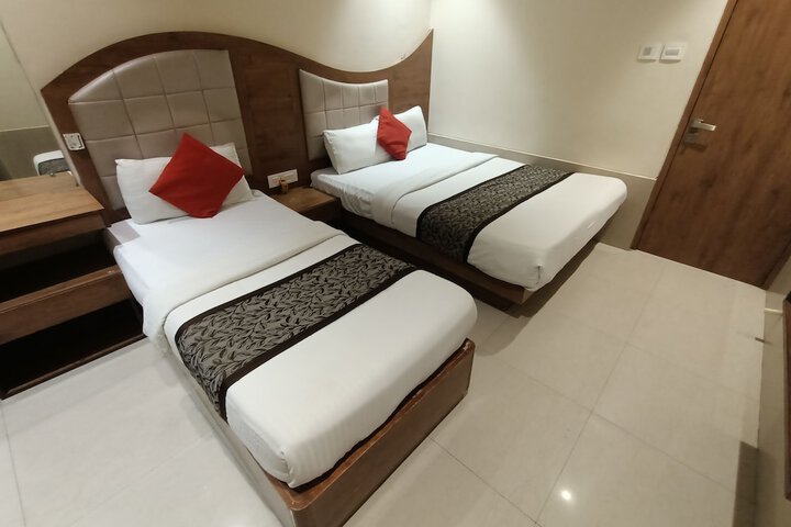 Room 57 of 90