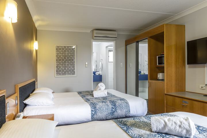 Room 18 of 85