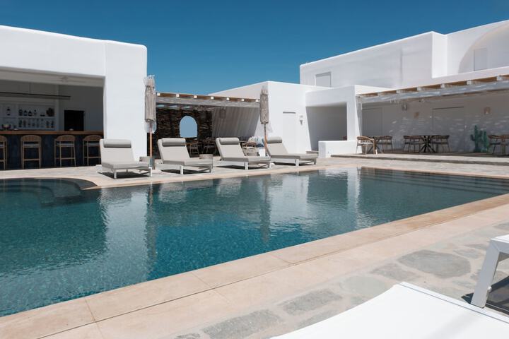 Pool 38 of 69