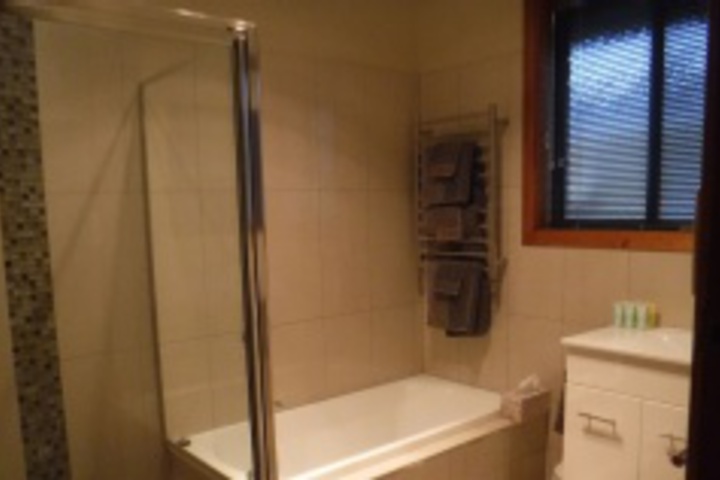 Room 115 of 120
