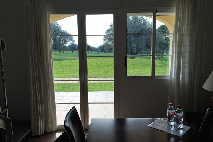 Room 7 of 28