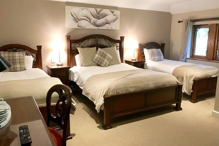 Room 15 of 36