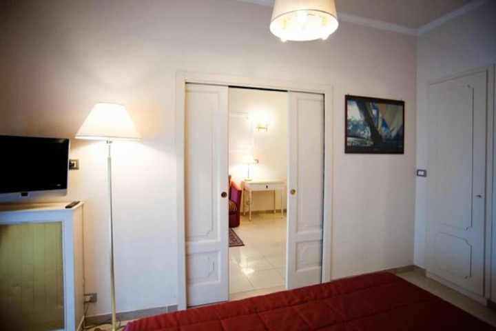 Room 16 of 58