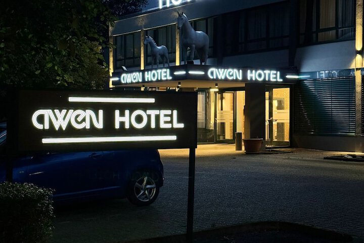 Hotel 43 of 47