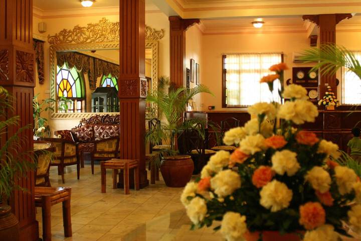 Lobby Photos