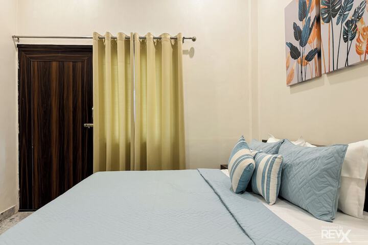 Room 6 of 36