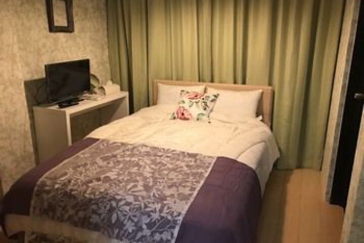 Room 99 of 182
