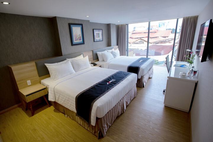 Room 28 of 45