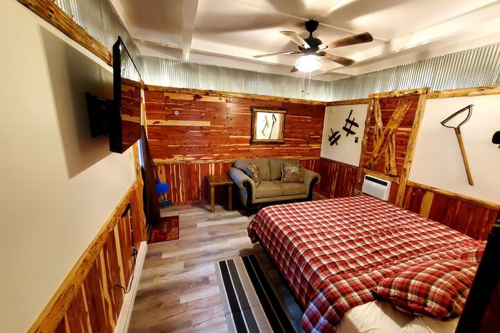 Room 30 of 99